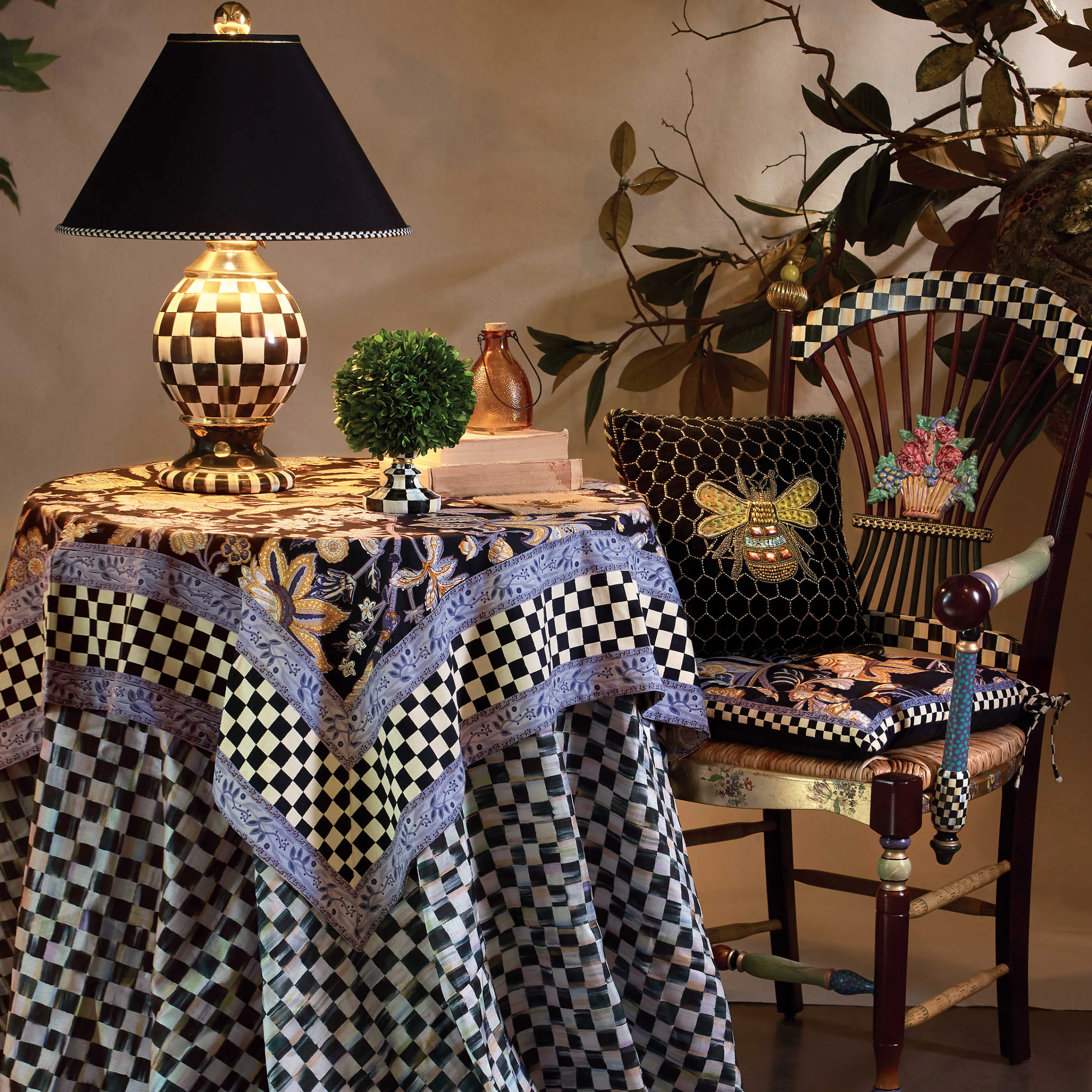 90" Round Courtly Check Tablecloth - Black Trim