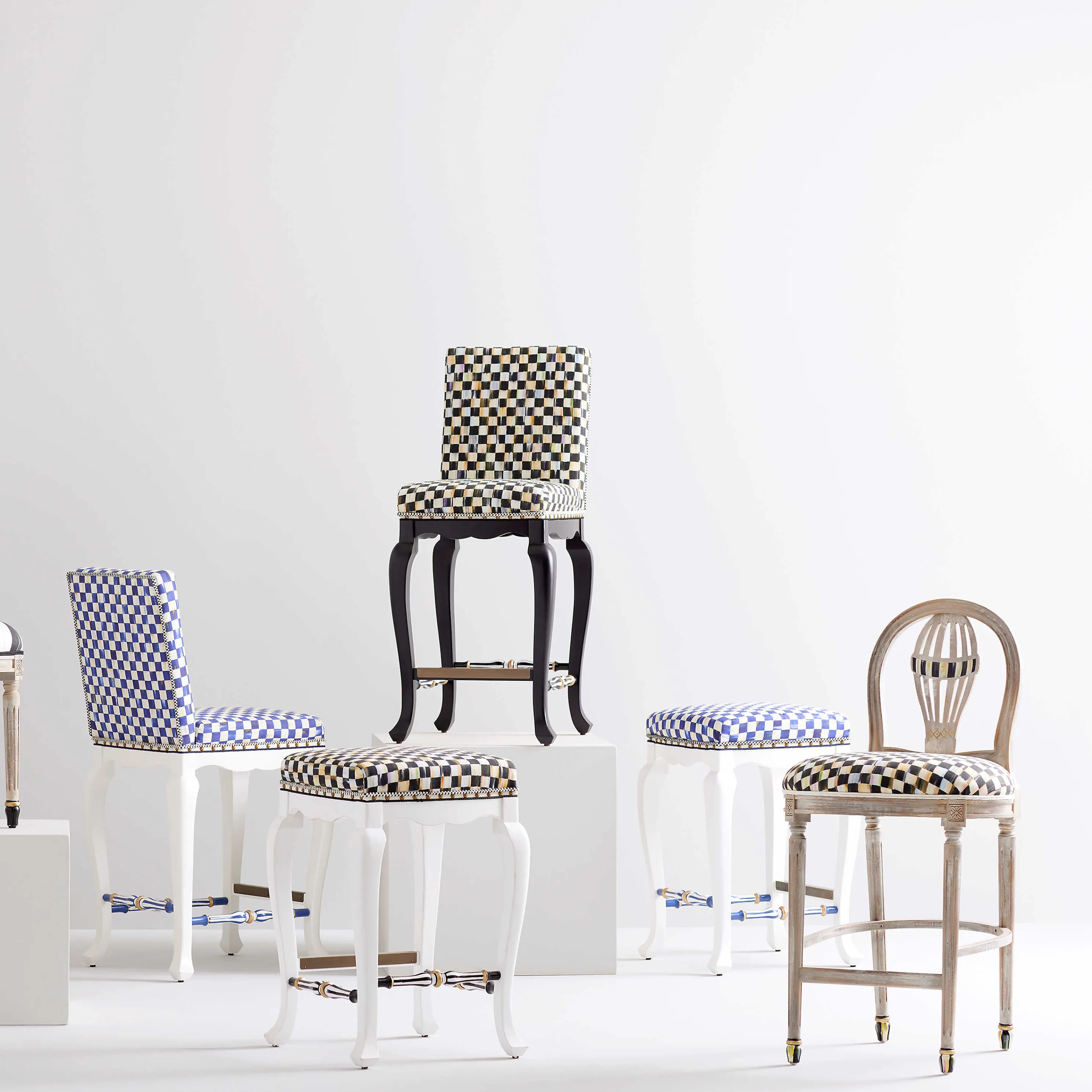 Balloon Counter Stool