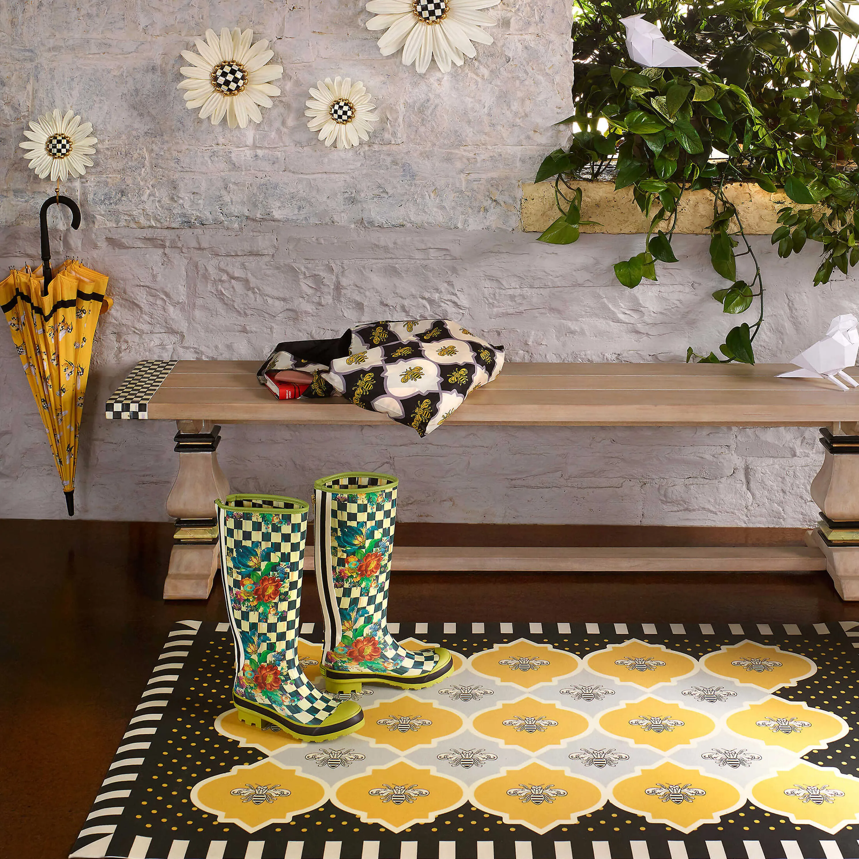 Courtly Check Daisy Wall Decor - Large