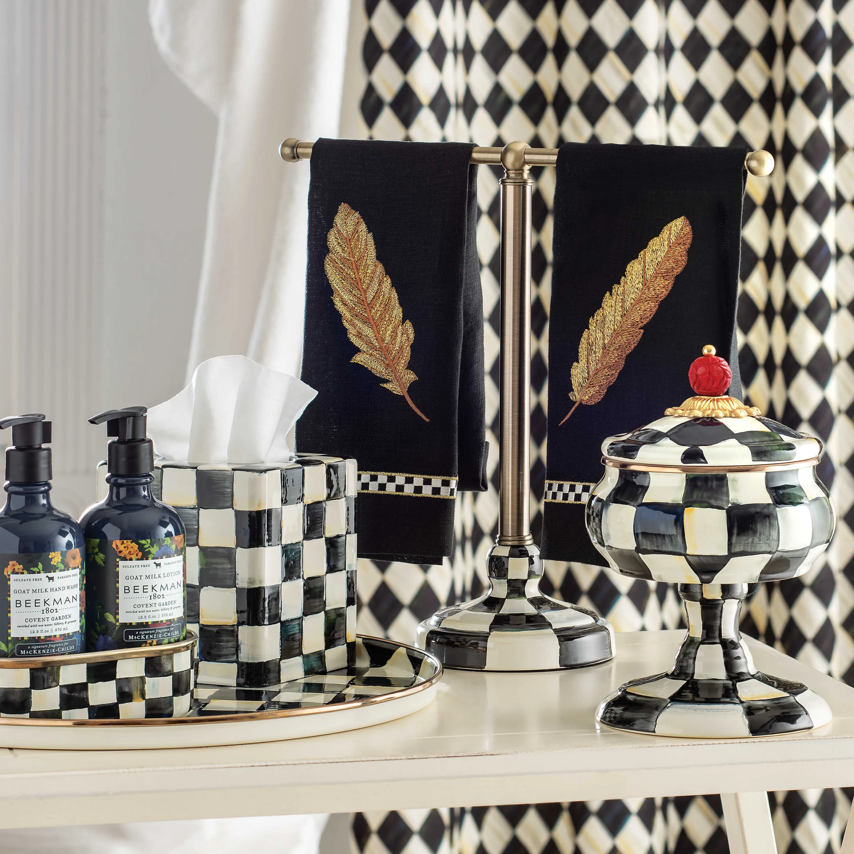 Courtly Check Enamel Round Tray