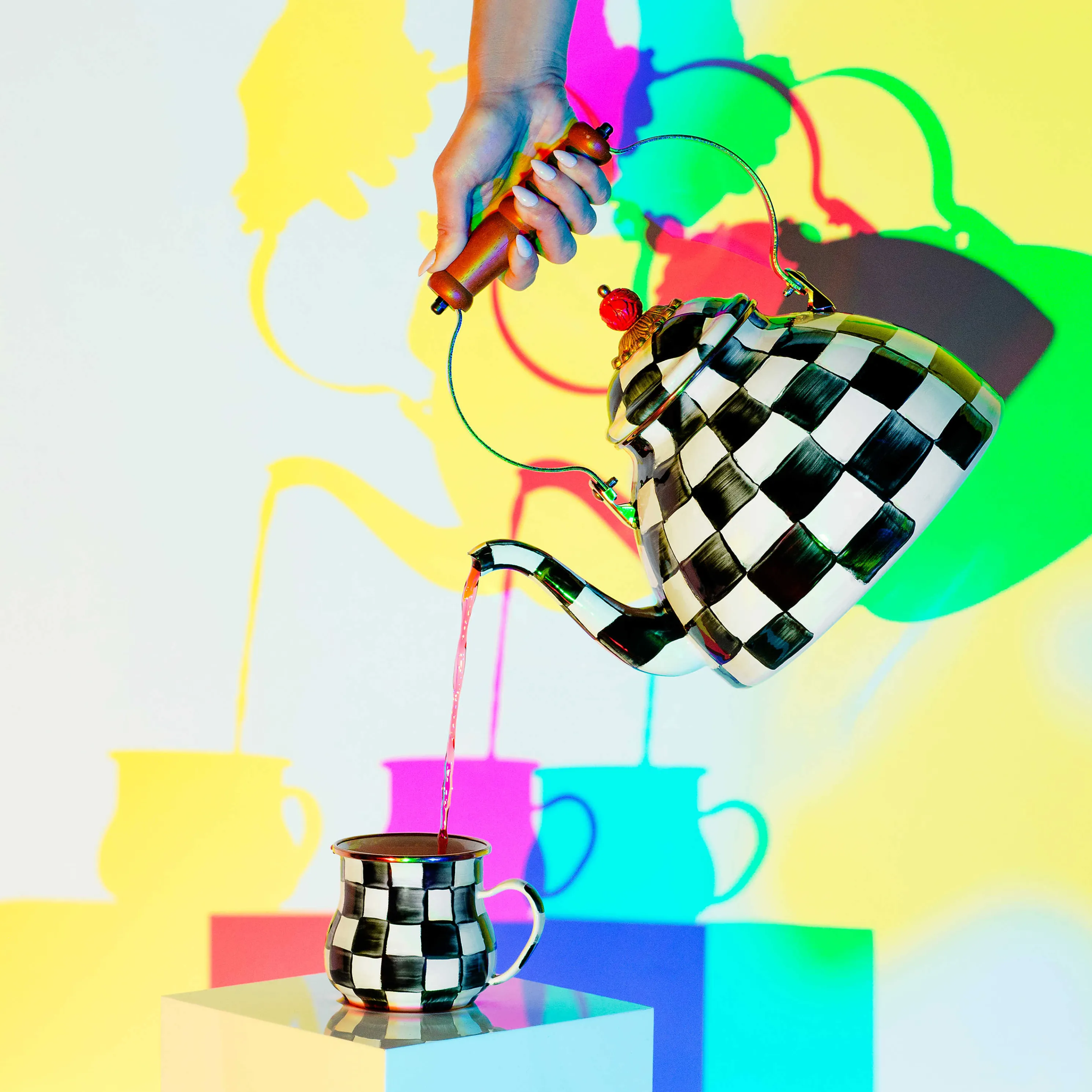 Courtly Check Enamel Mug