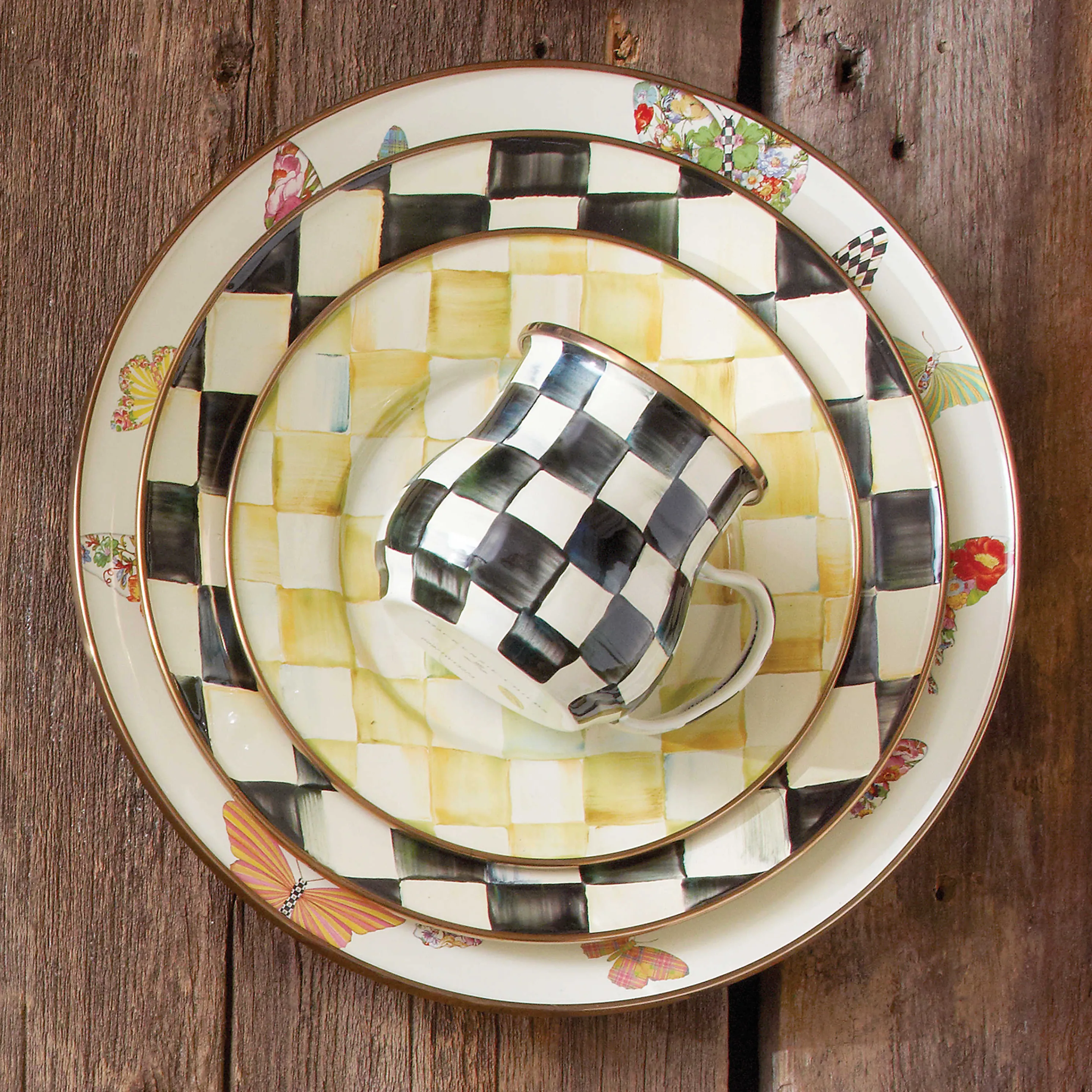 Courtly Check Enamel Mug