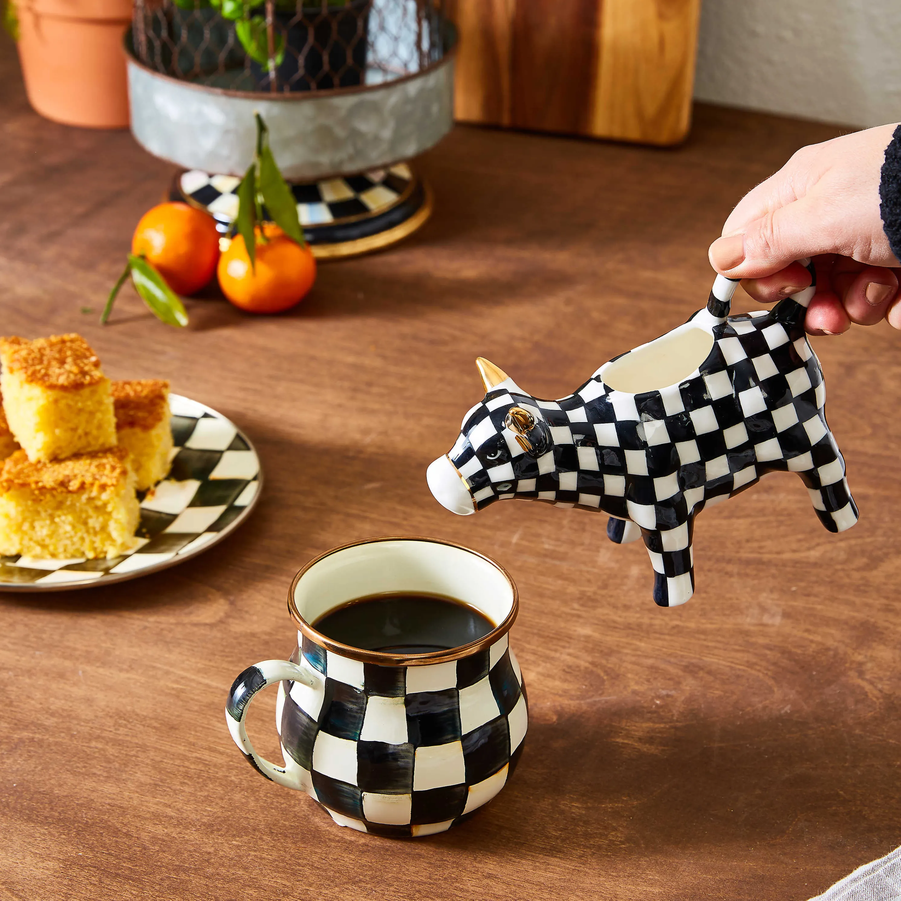 Courtly Check Enamel Mug