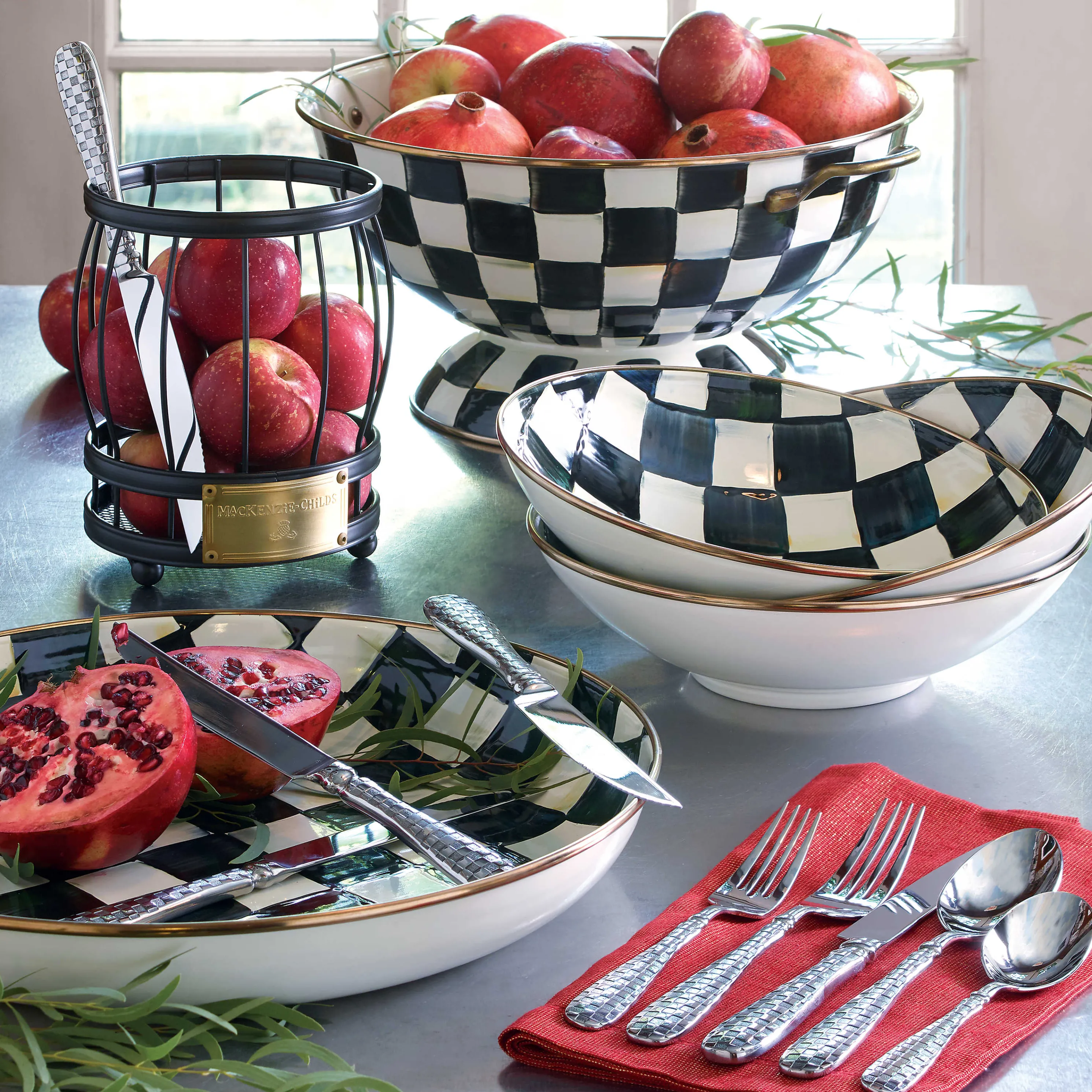 Courtly Check Enamel Abundant Bowl