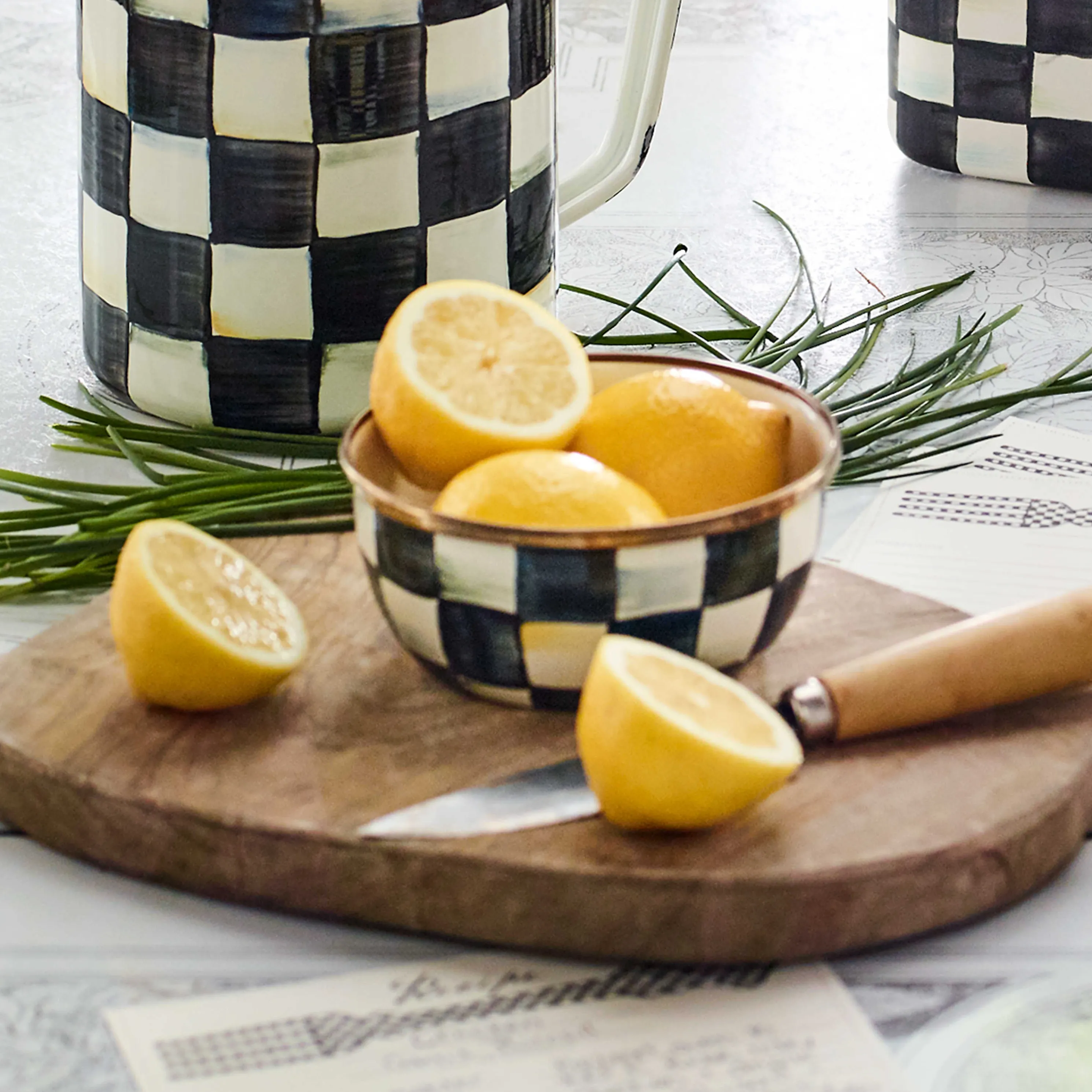 Courtly Check Enamel Pinch Bowl