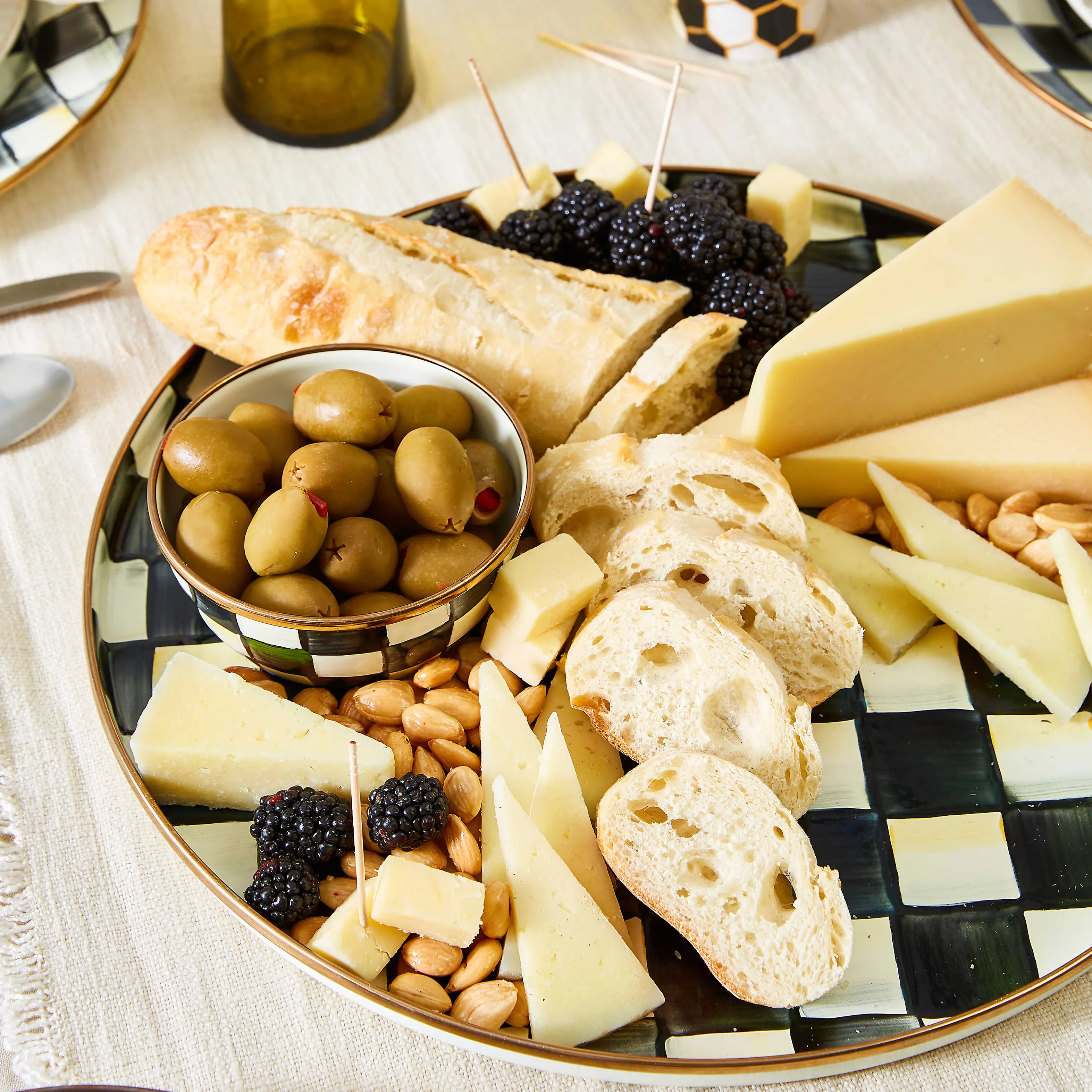 Courtly Check Enamel Pinch Bowl