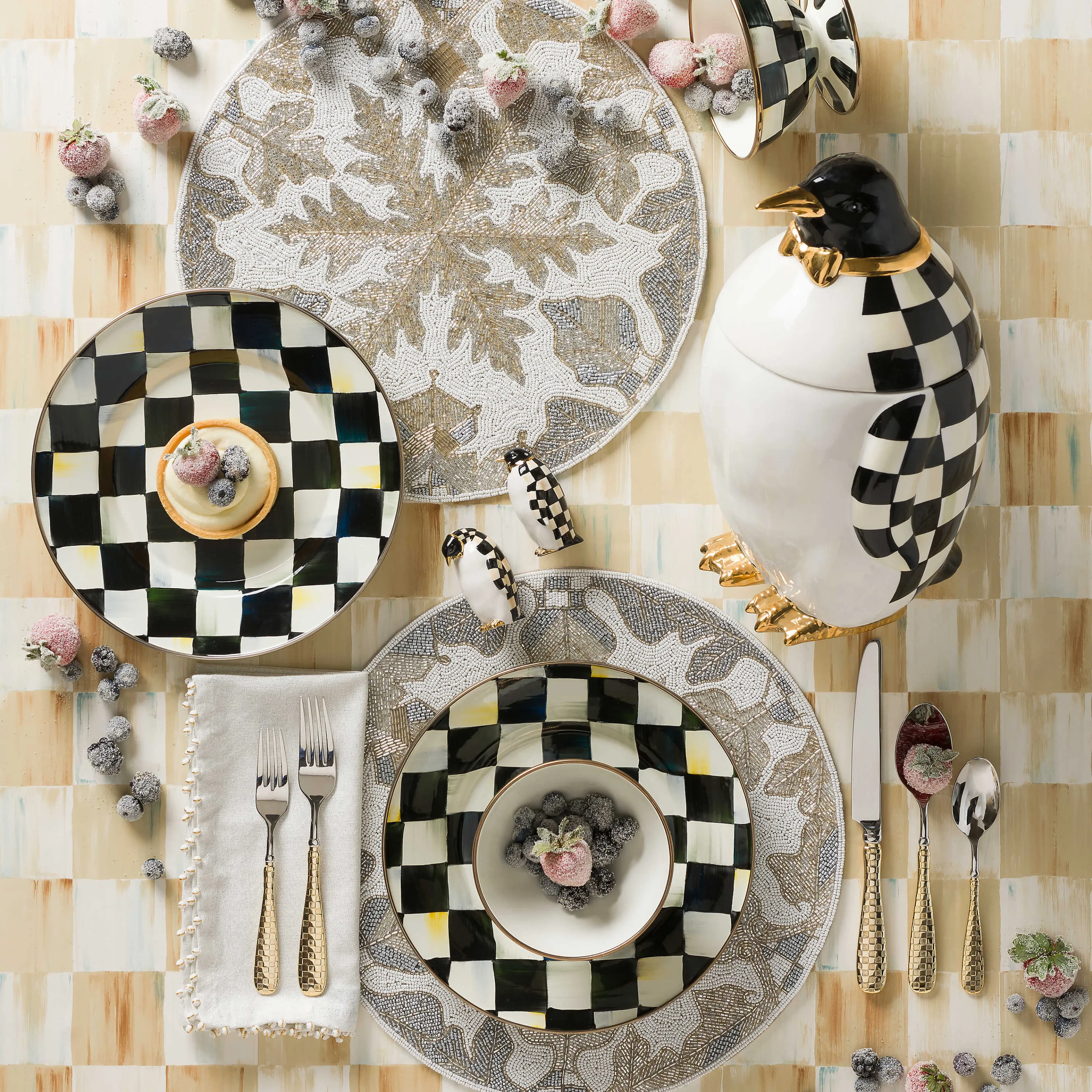 Courtly Check Enamel Dinner Plate