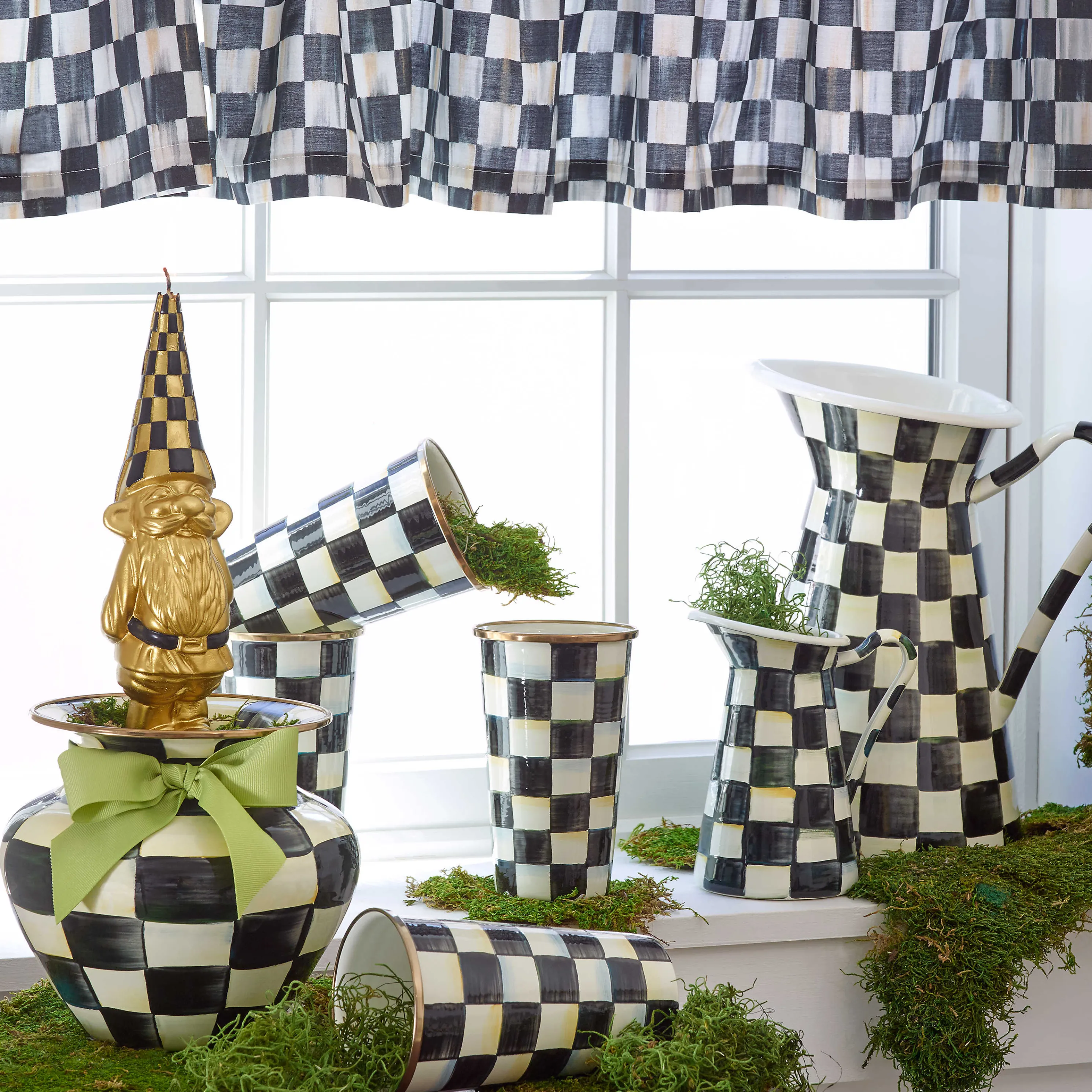 Courtly Check Enamel Practical Pitcher - Small