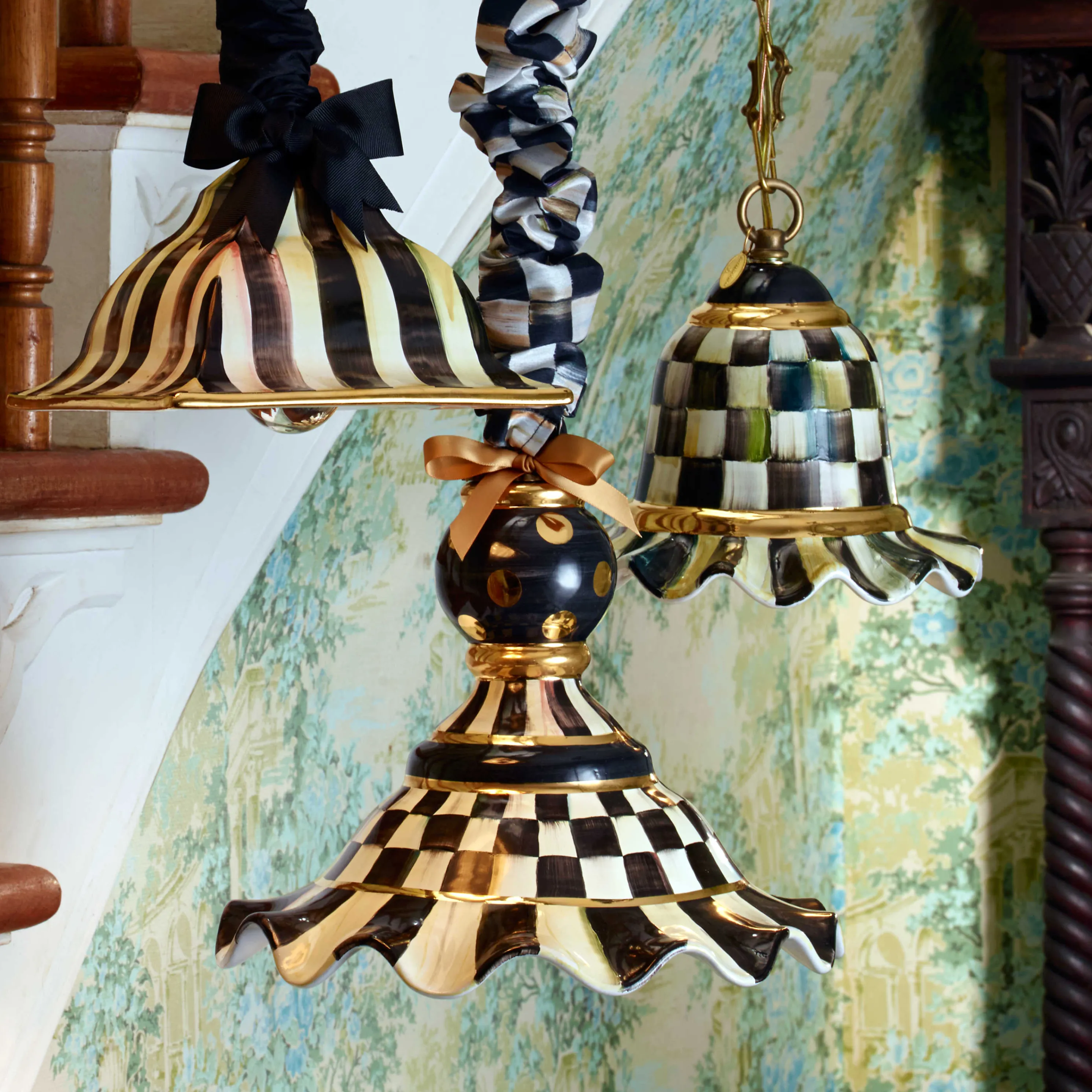 Courtly Check Pendant Lamp - Small