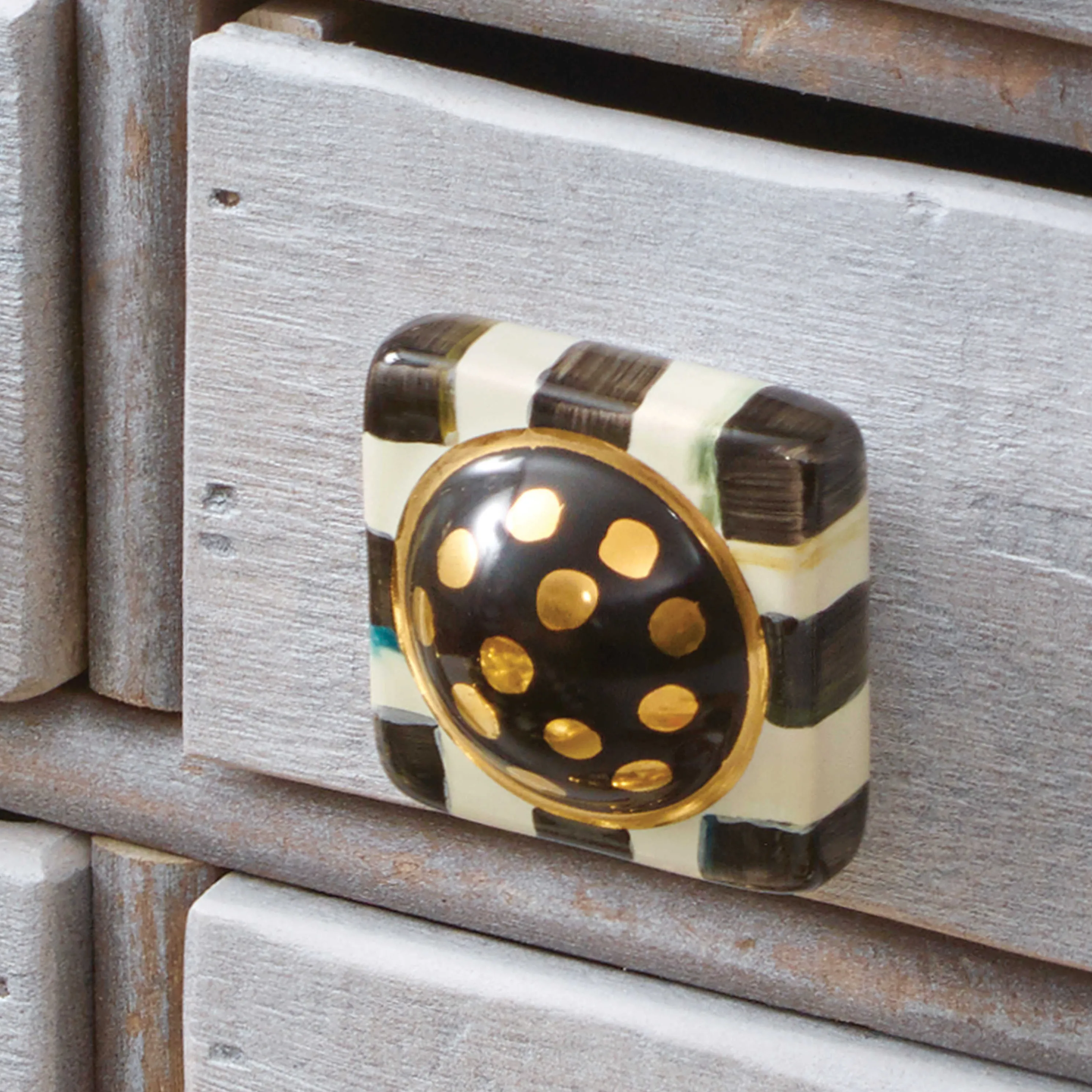 Courtly Check Square Knob