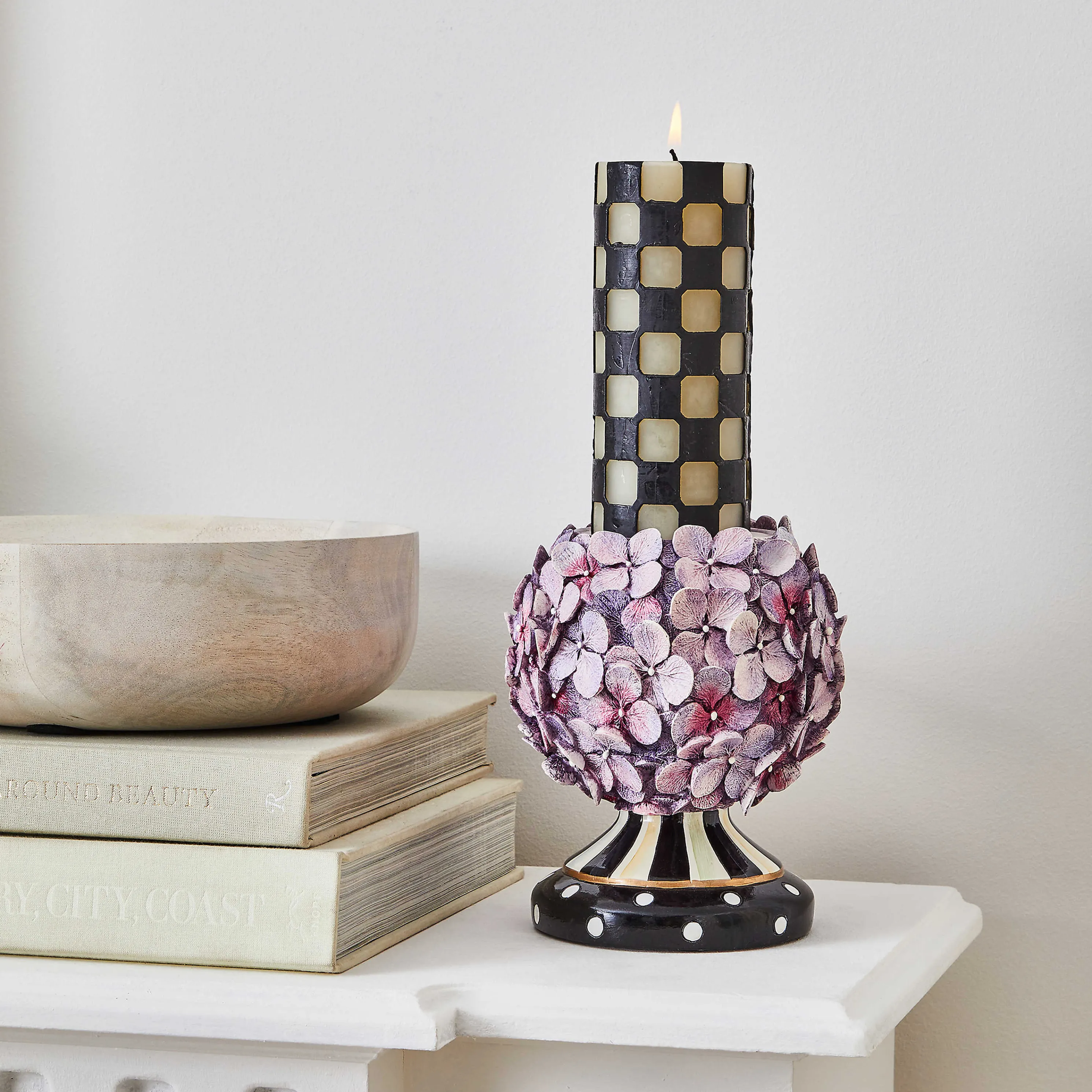 Courtly Cottage Hydrangea Pillar Candle Holder