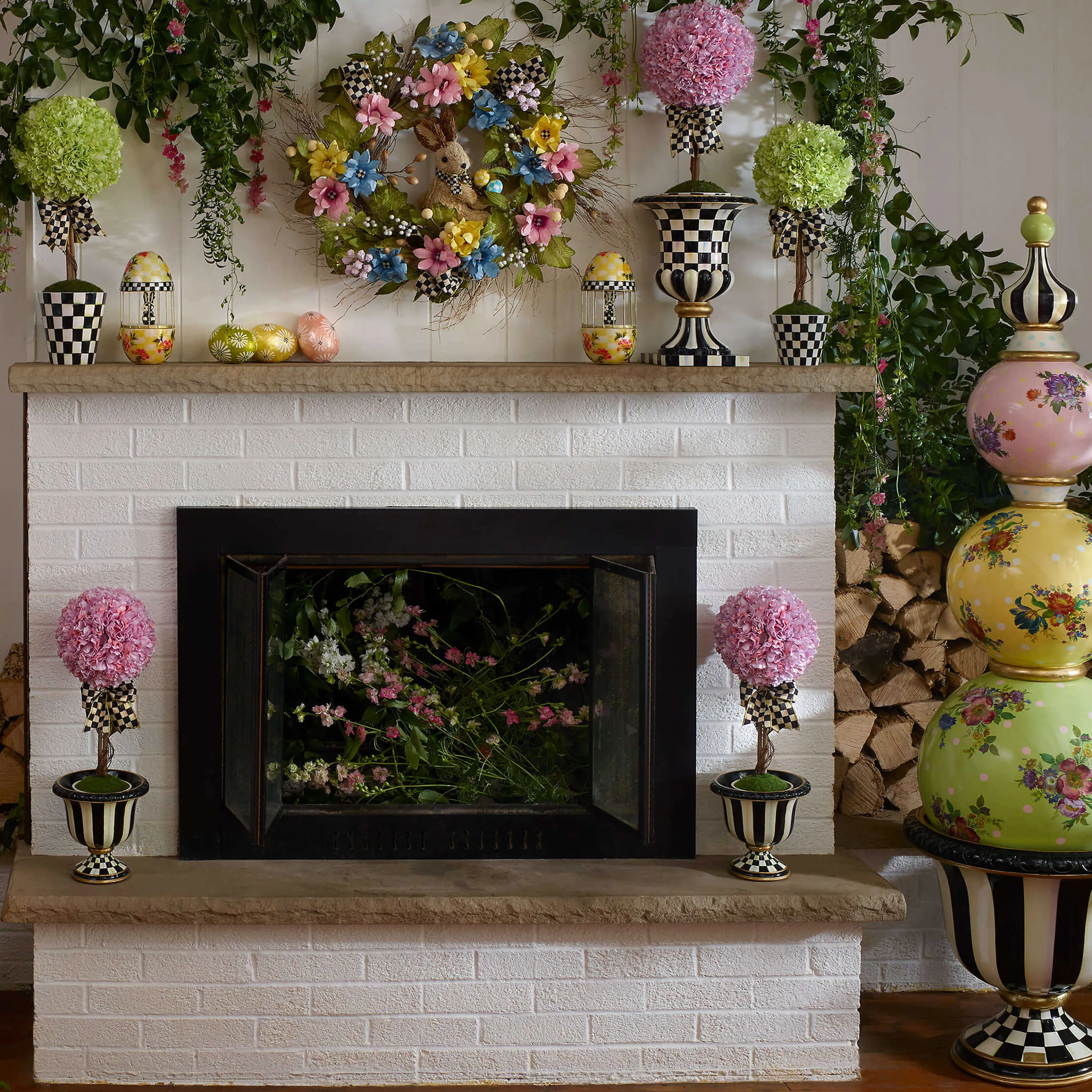 Courtly Stripe Tabletop Urn