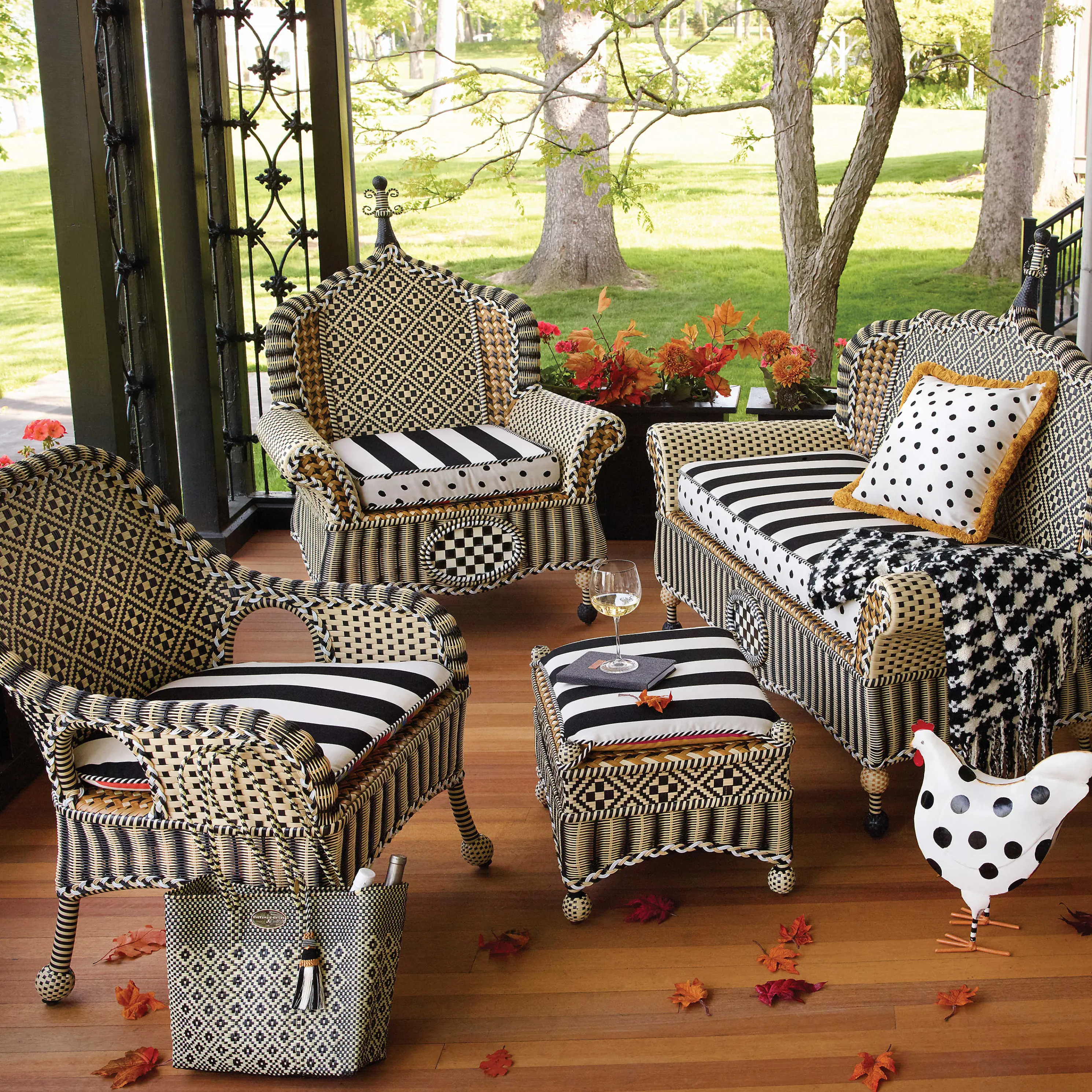 Courtyard Outdoor Accent Chair Cushion - Bathing Hut