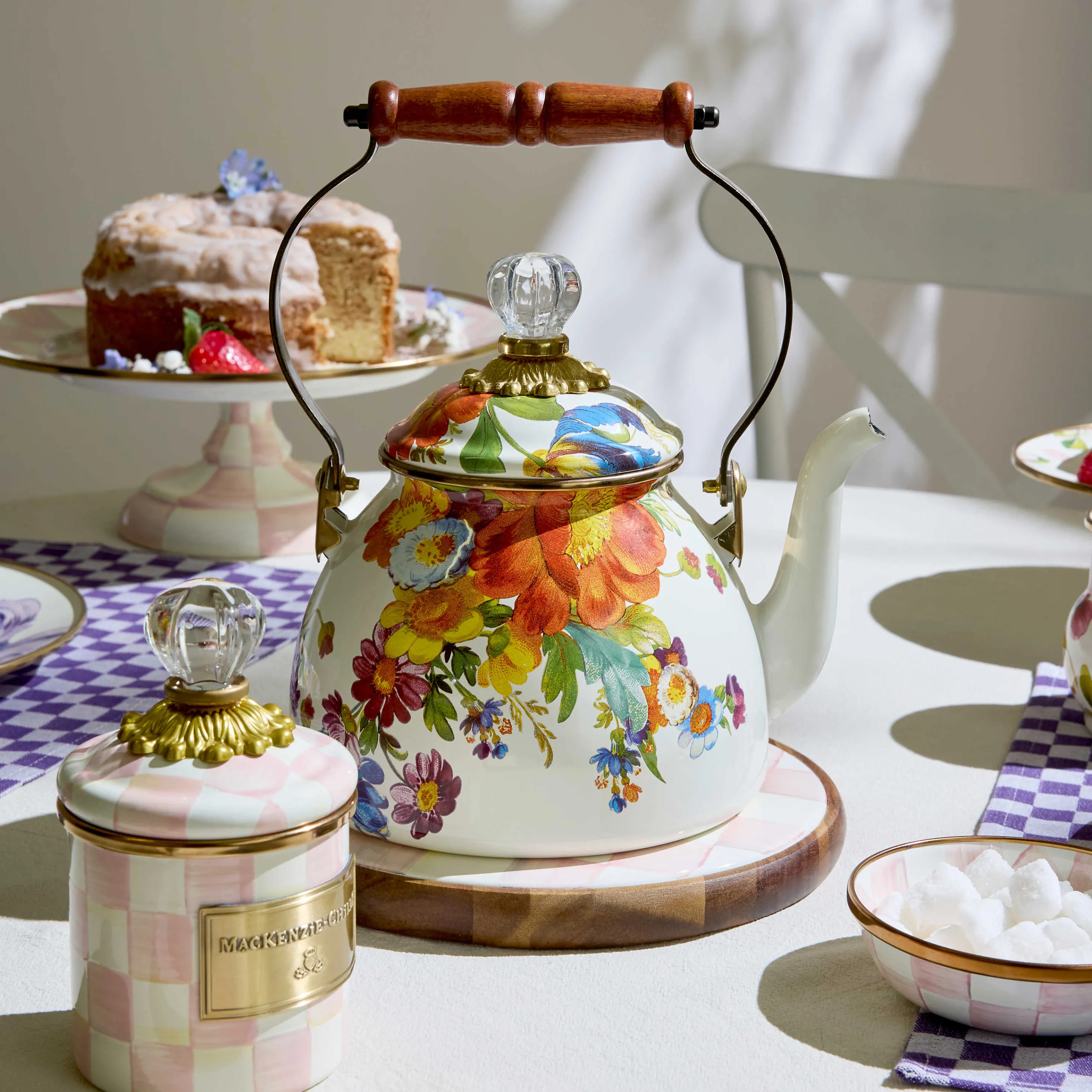 Flower Market 2 Quart Tea Kettle - White