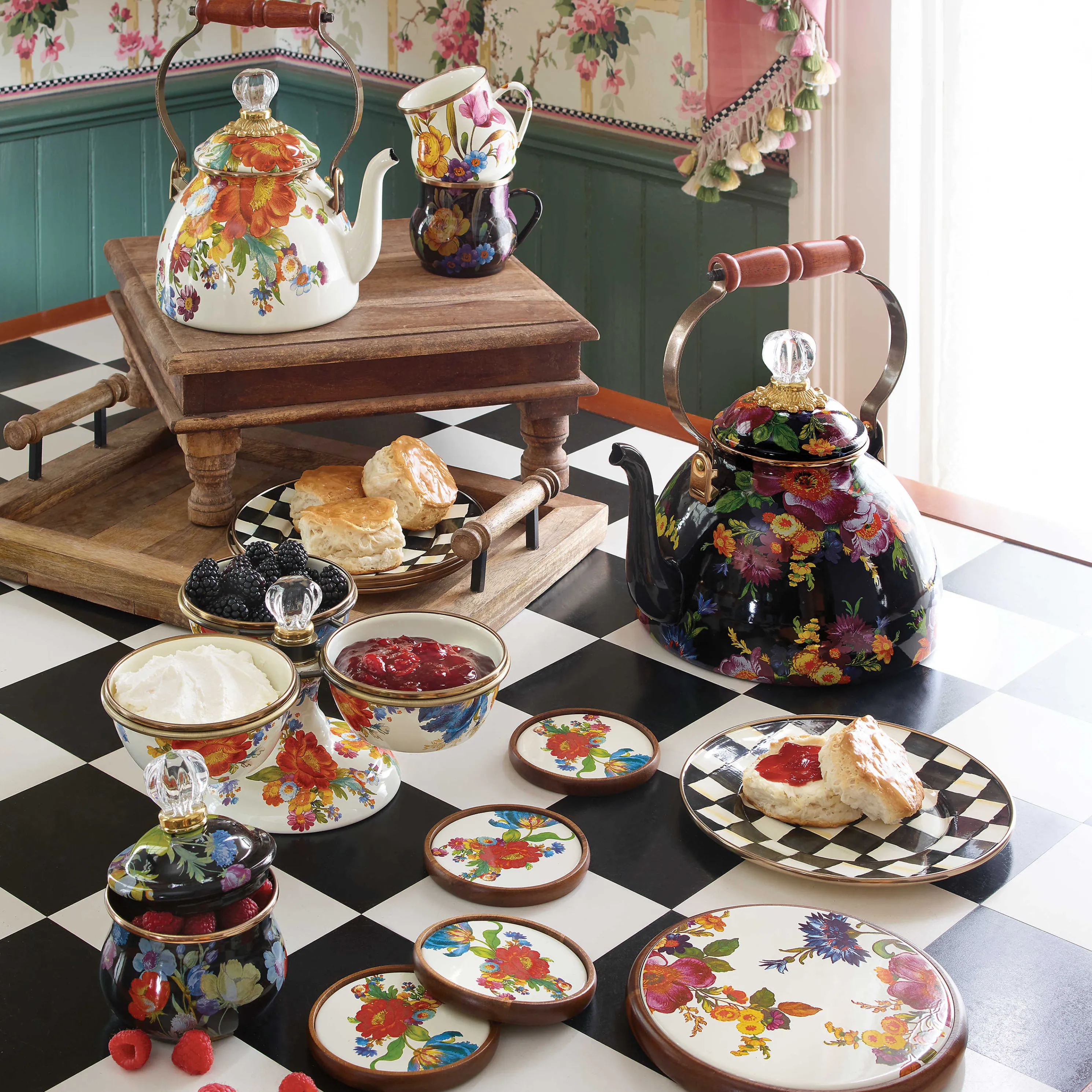 Flower Market Trivet - White