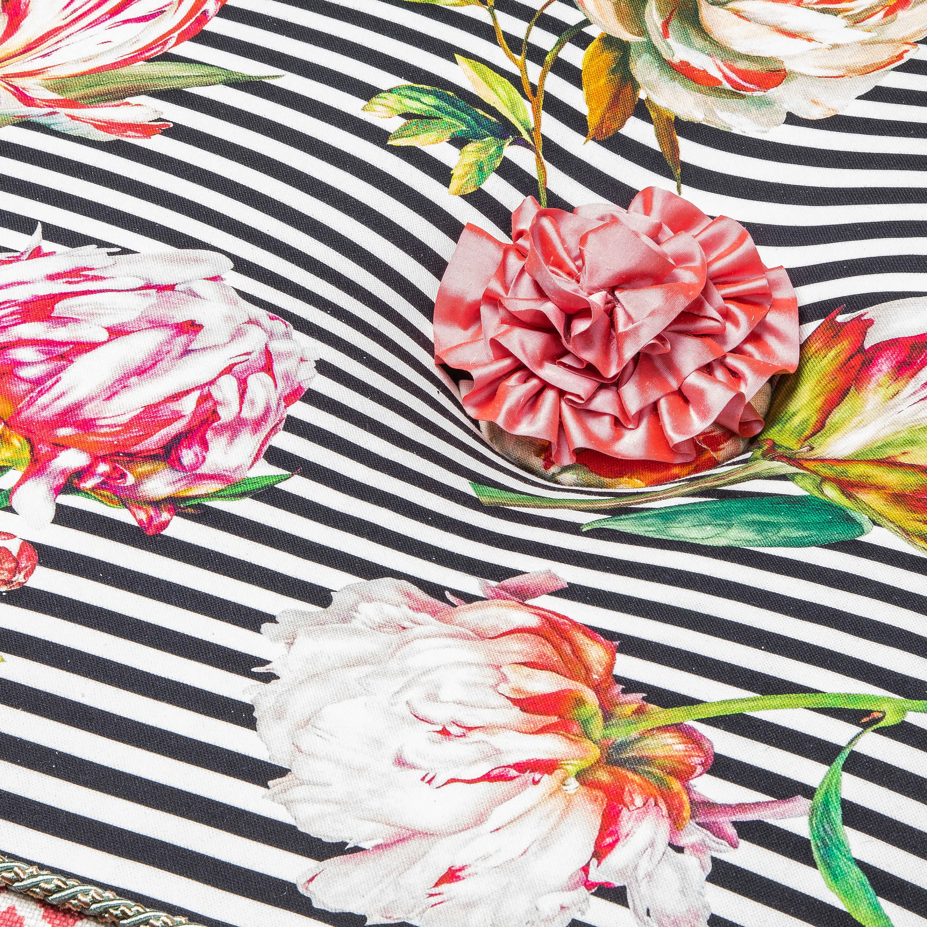 Flower Show Setting Seat