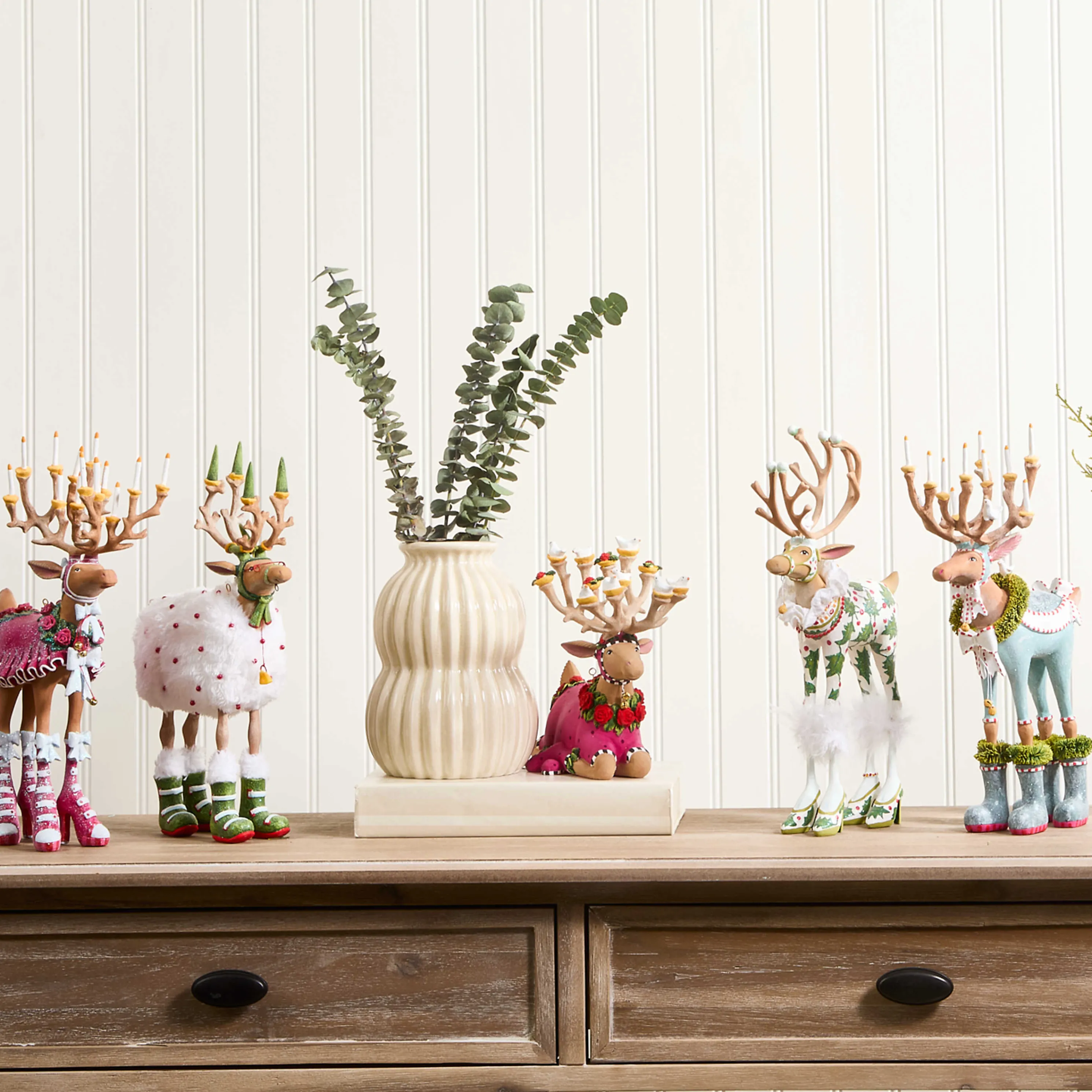 Patience Brewster Dash Away Sitting Donna Reindeer Figure