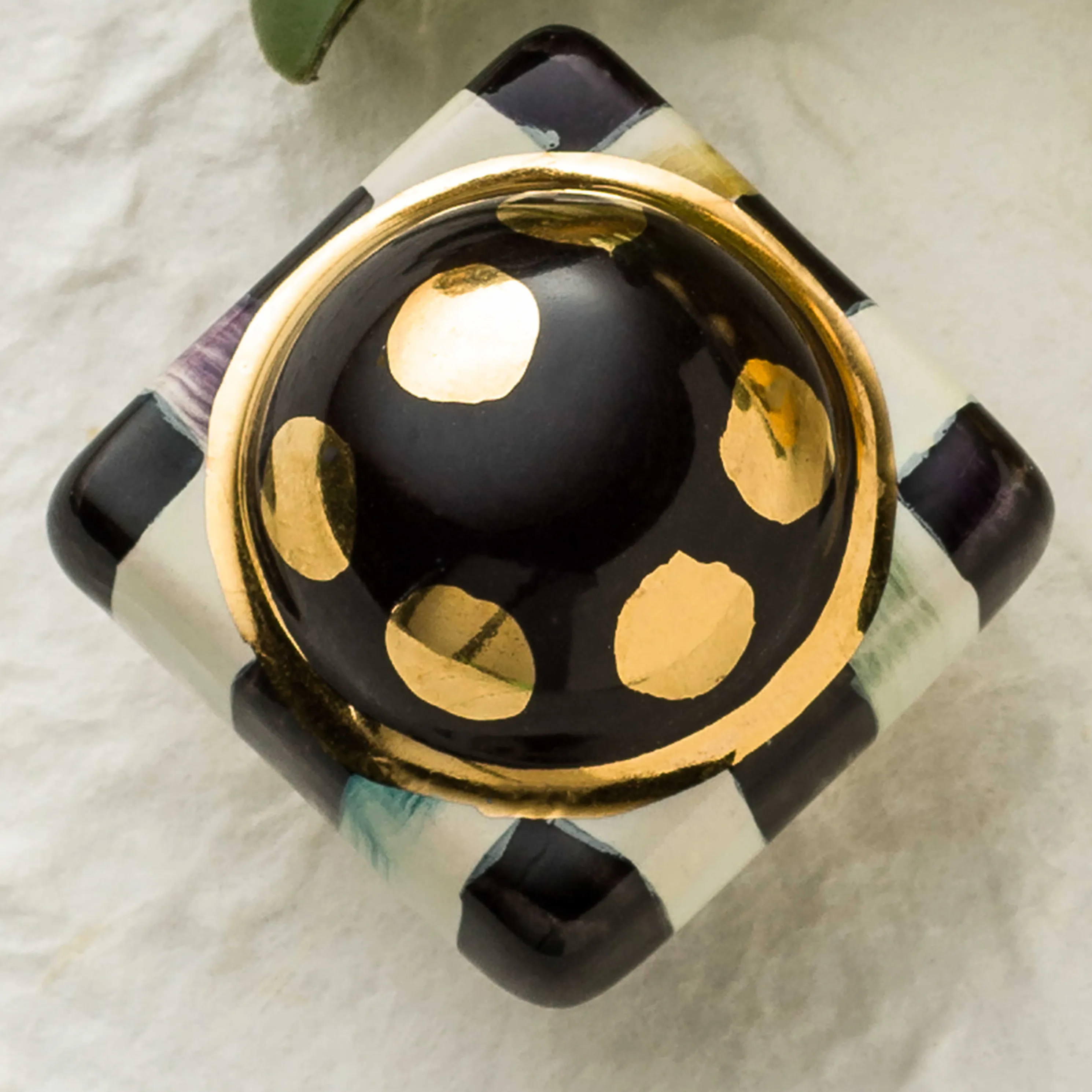 Petit Four Square Knob - Courtly Check