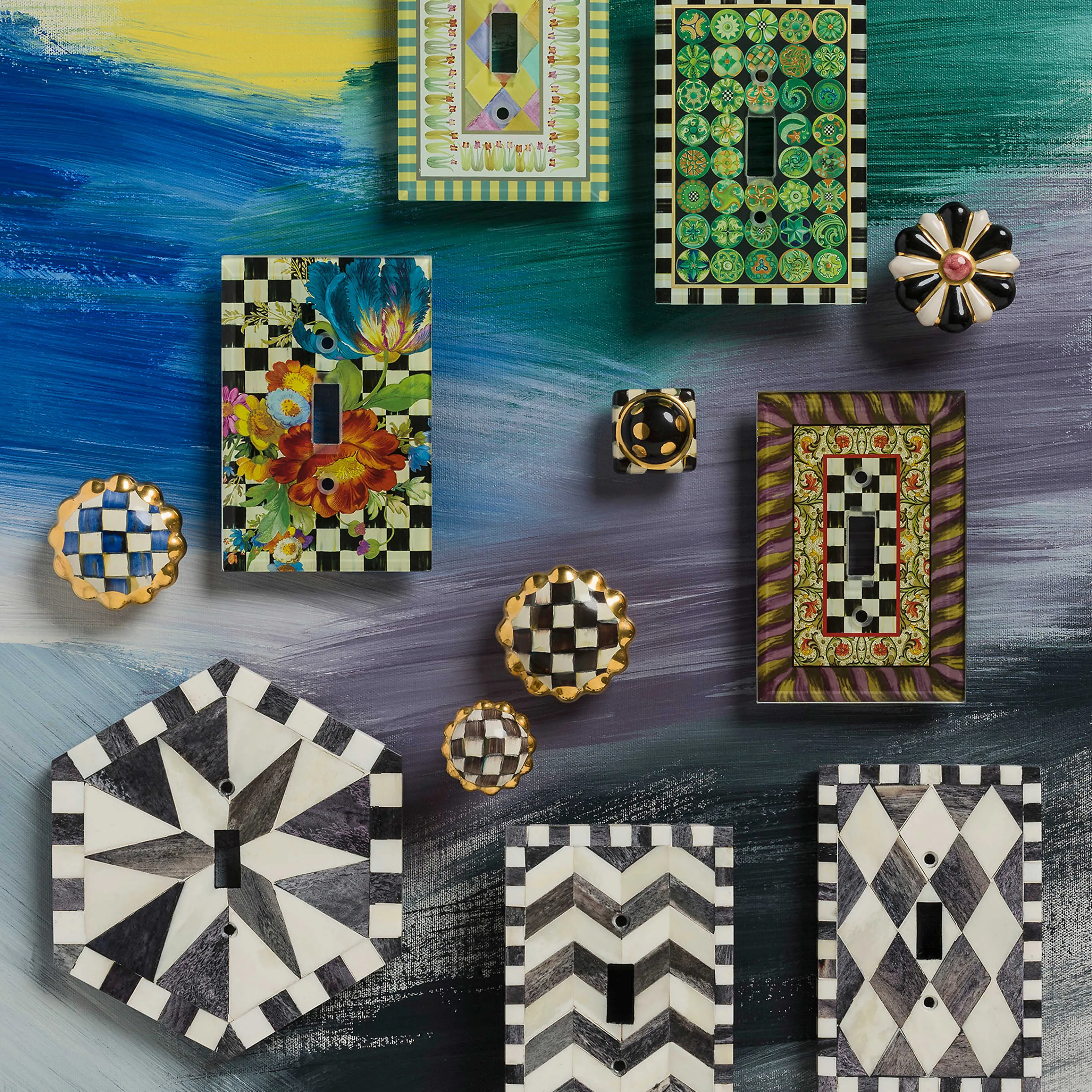 Petit Four Square Knob - Courtly Check