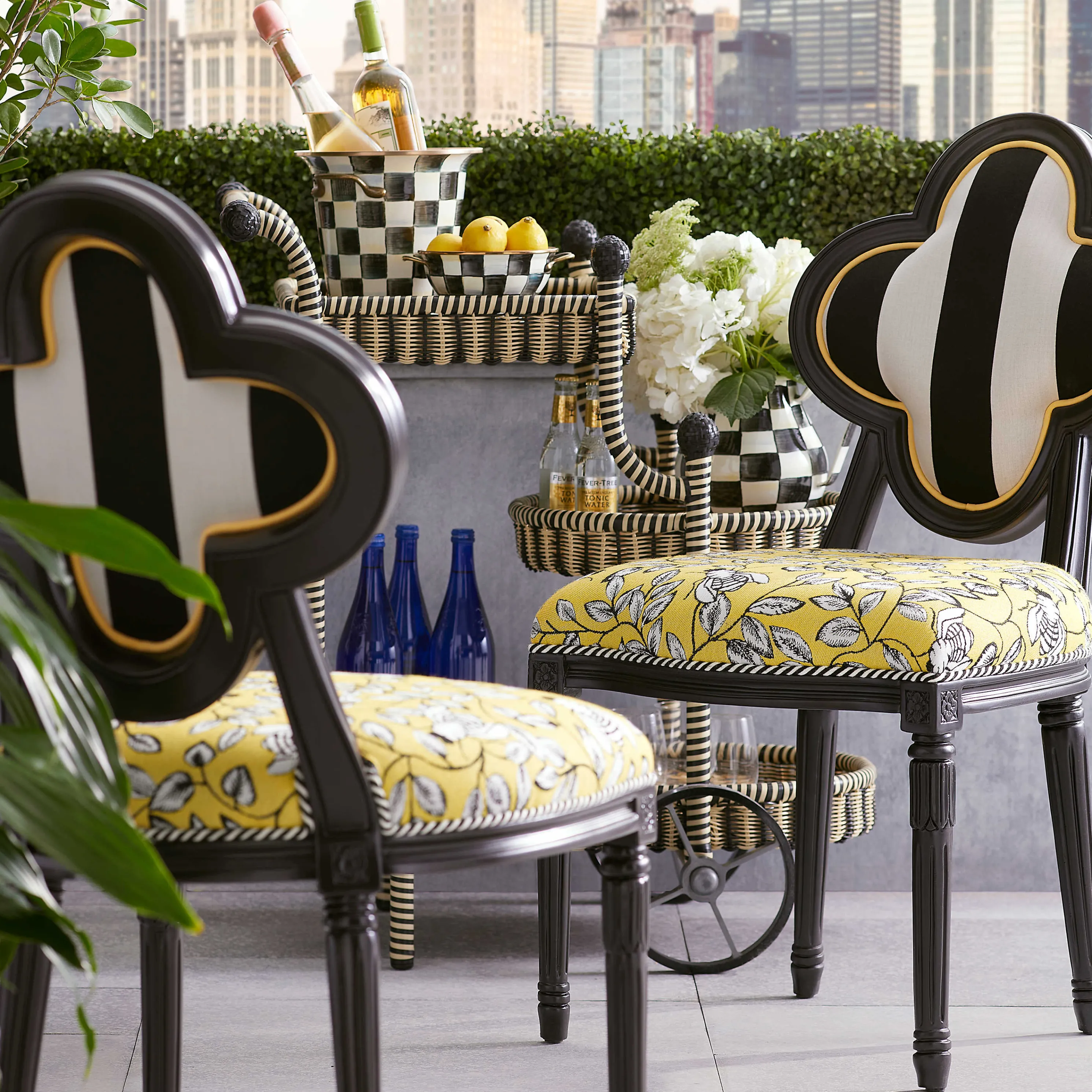 Queen Bee Outdoor Dining Chair
