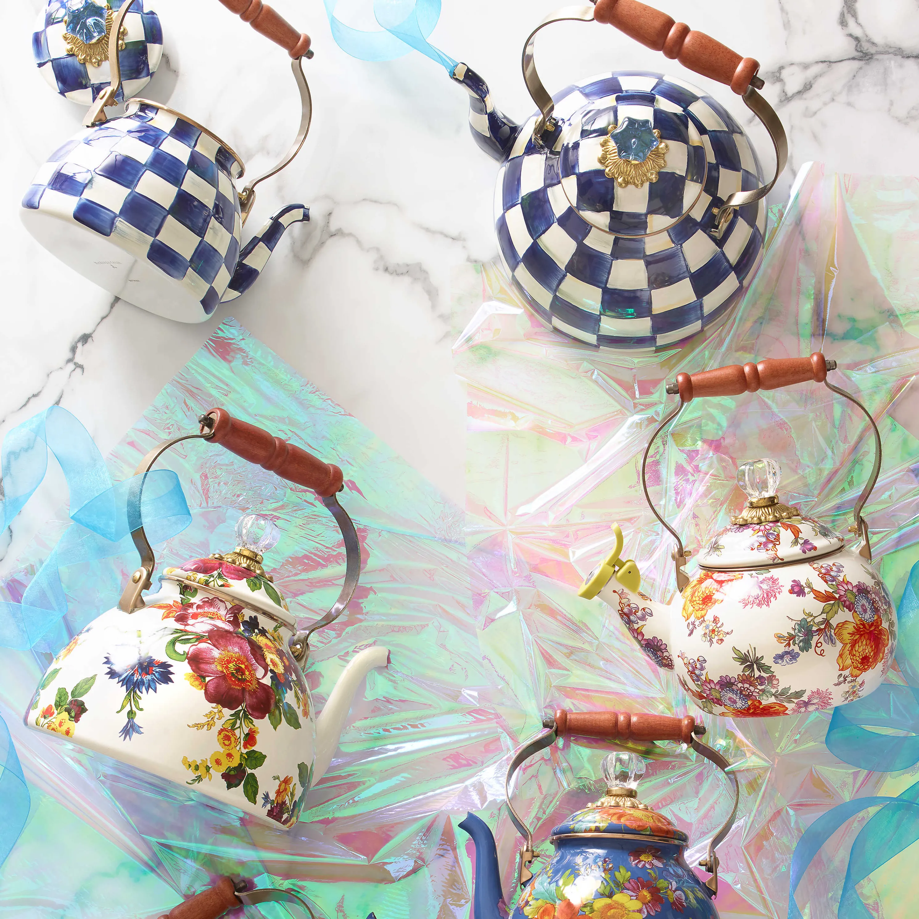 Royal Check Enamel Tea Kettle - 2 Quart