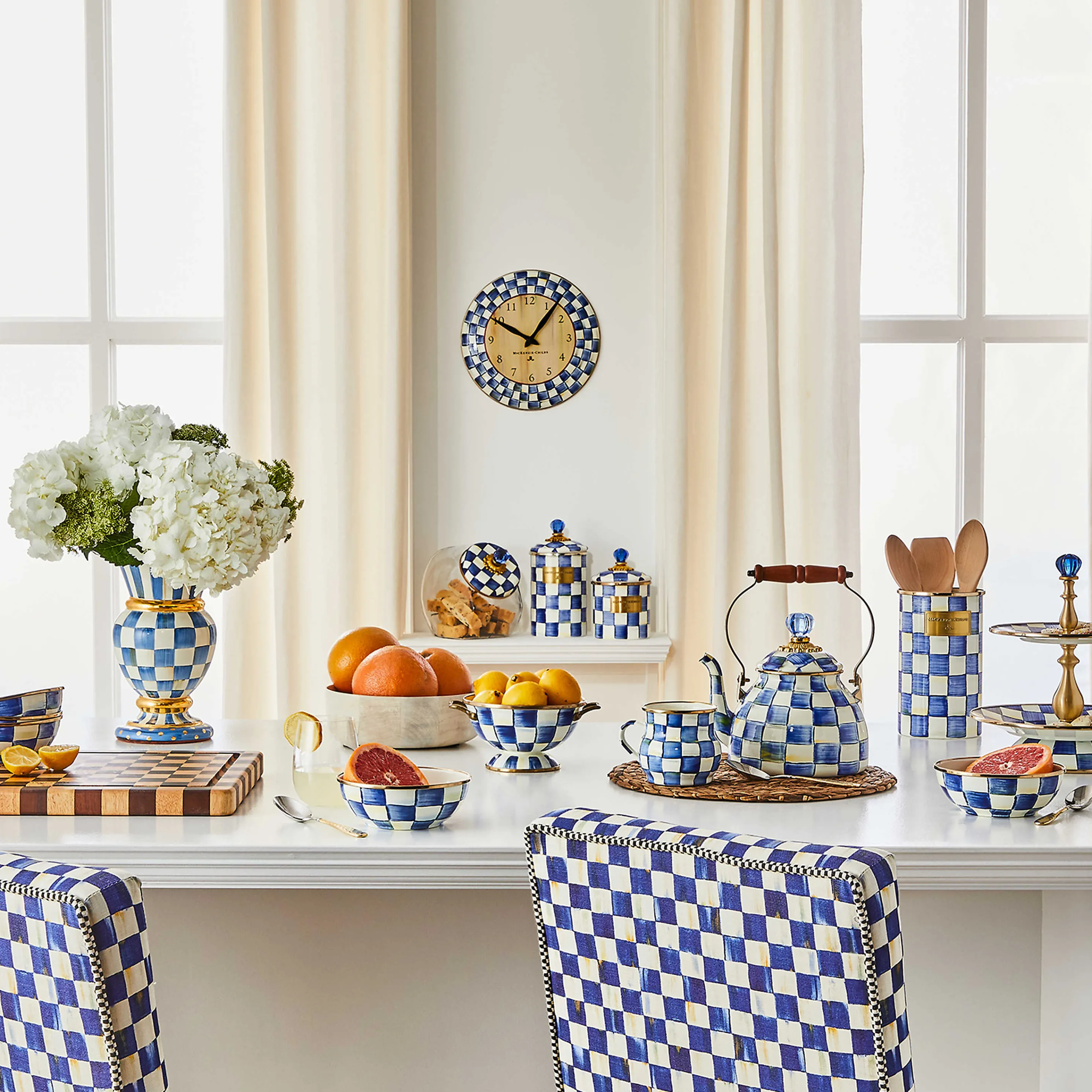 Royal Check Enamel Two Tier Sweet Stand