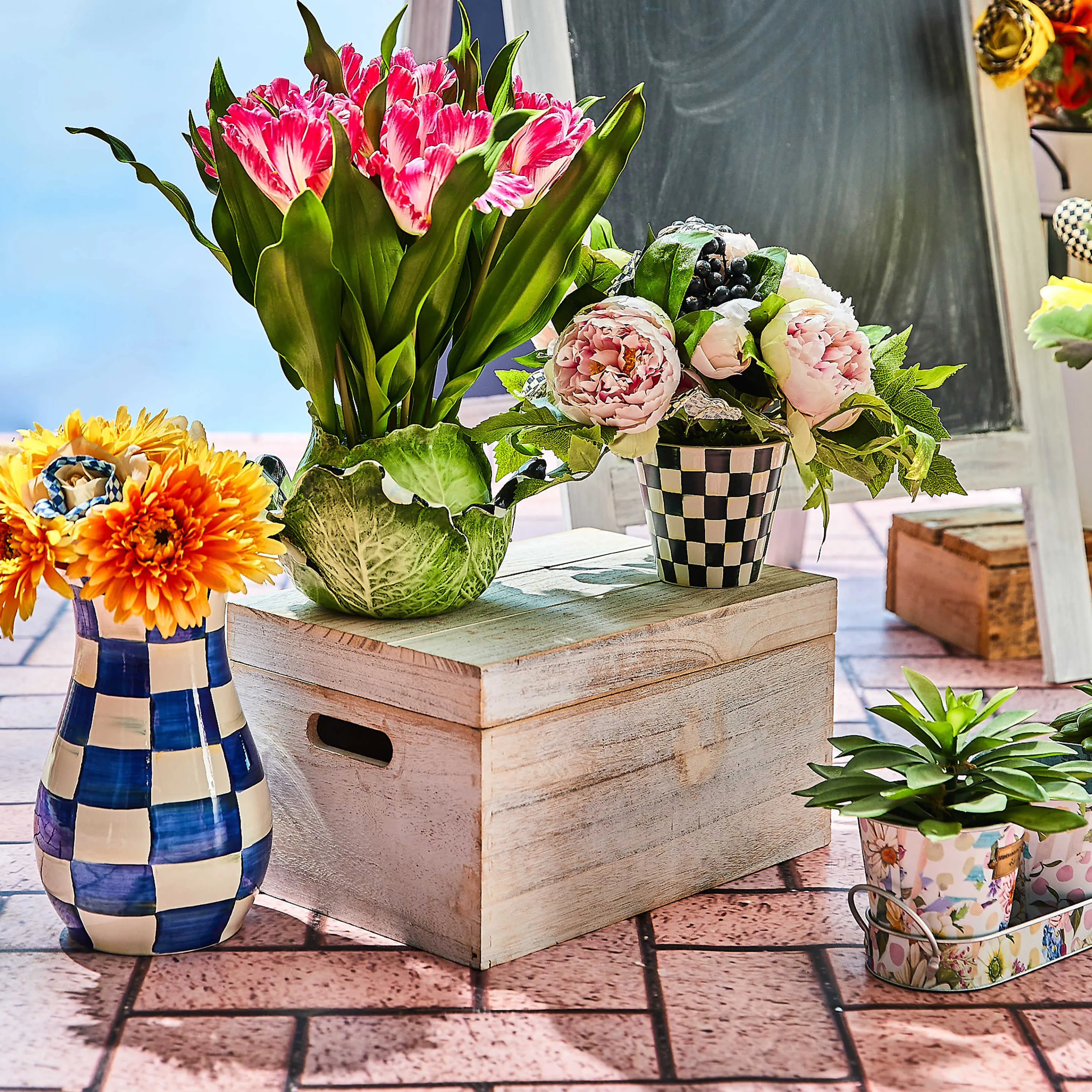 Royal Check Tall Vase & Bouquet Set